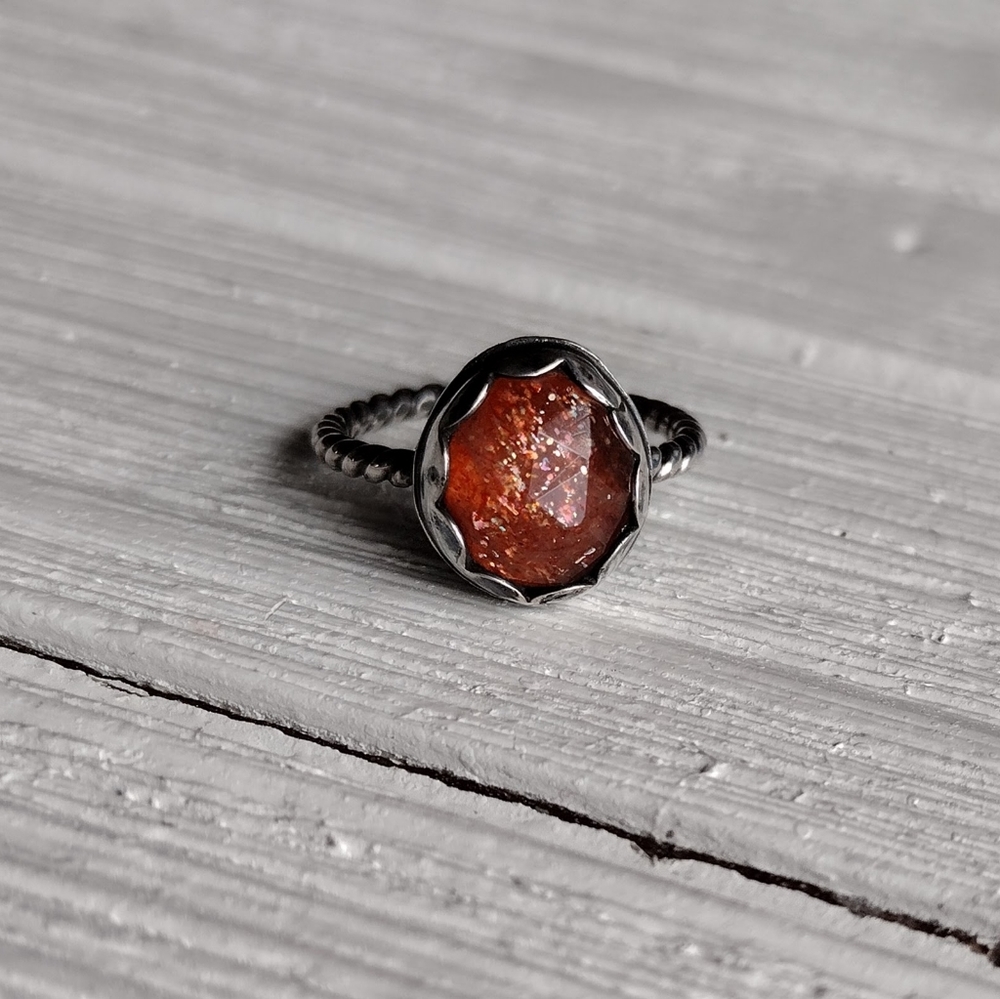 Sunstone Ring - Picture 8 of 16